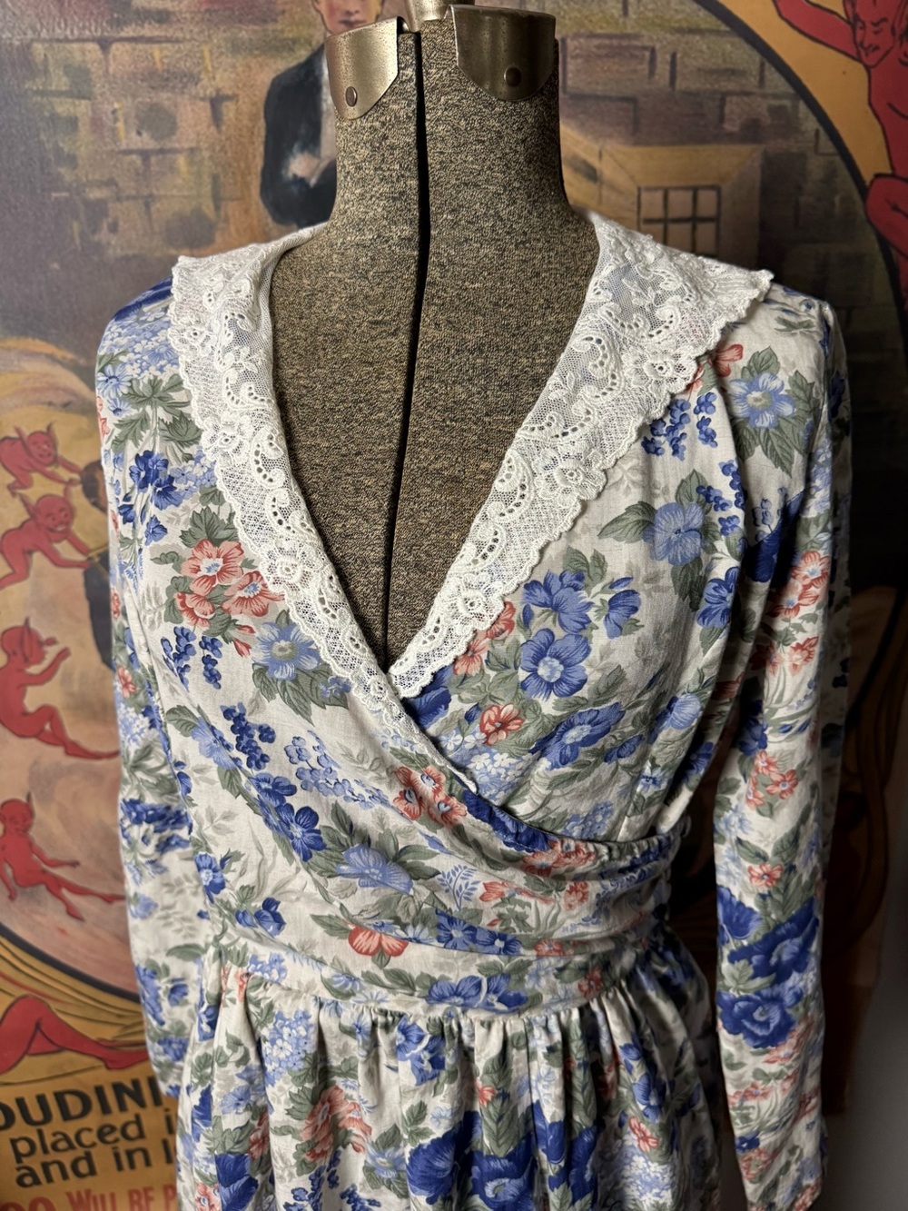 VTG 80s Laura Ashley Heritage 
floral long sleeve cotton dress 
lace collar